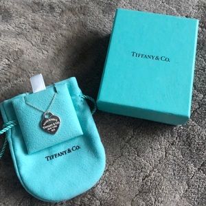 Tiffany & Co Heart Tag Pendent Necklace